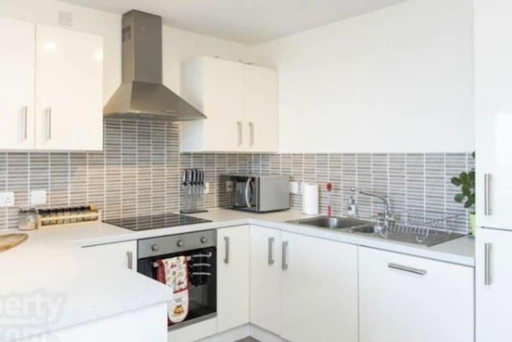 Ormeau Road Stylish Double Bedroom Luxury Apartment Belfast Exterior photo